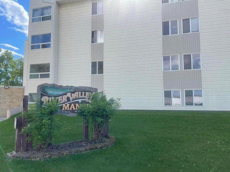 209-111 Charles Avenue - 1